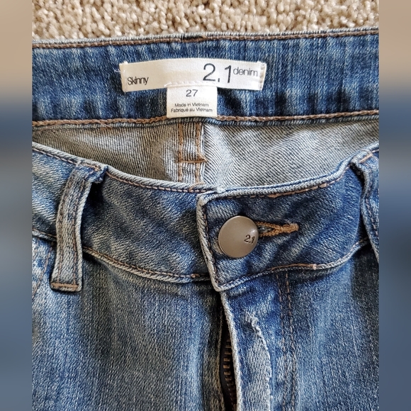 Distressed Denim - Picture 3 of 3